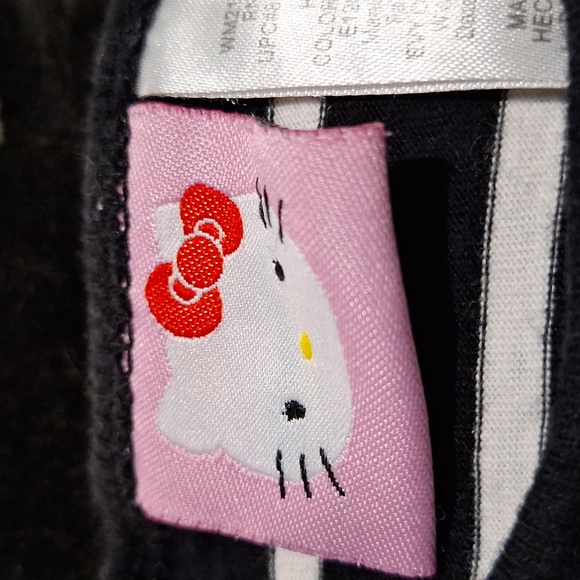 Hello Kitty Dress size (7-8) - Picture 3 of 5